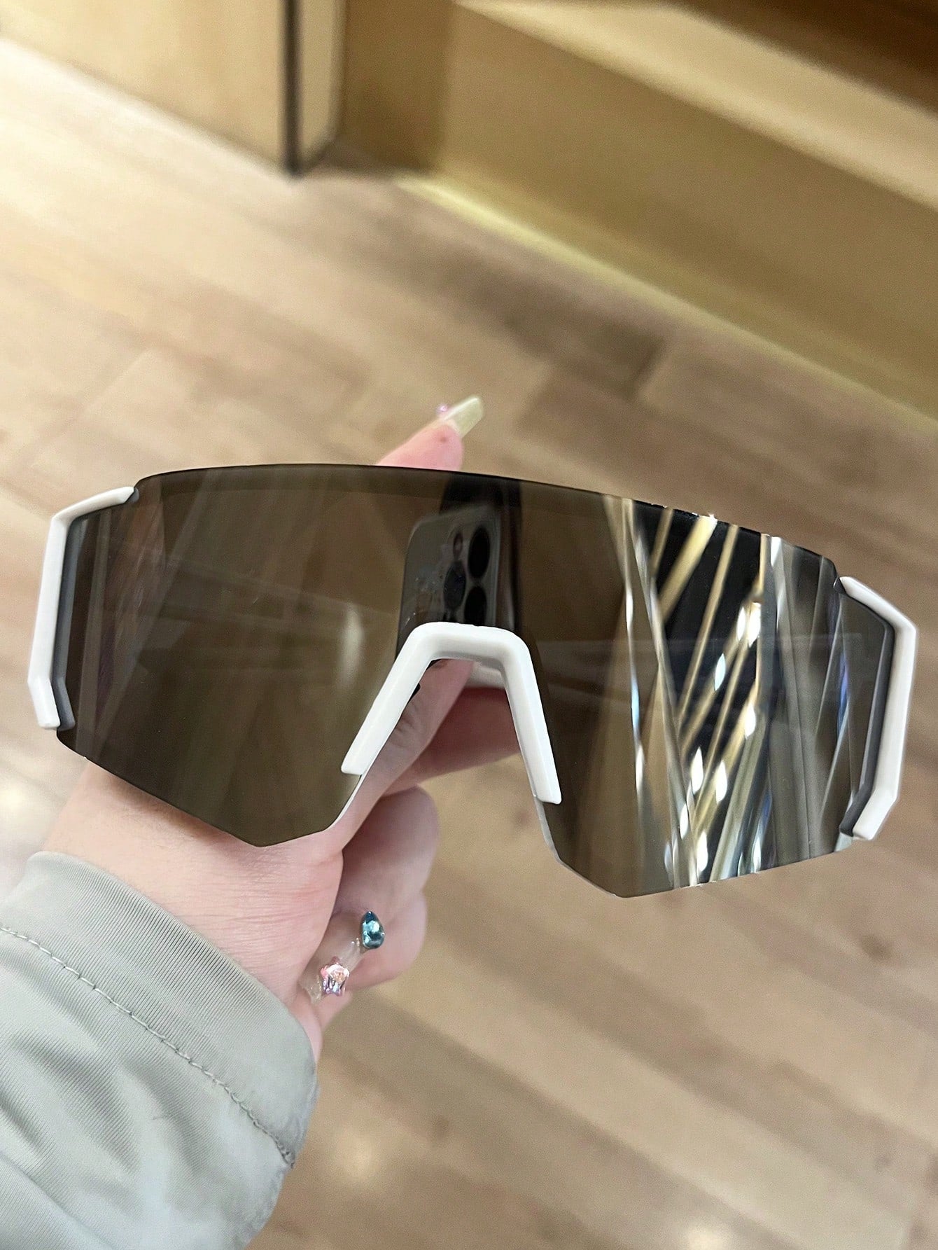 SwayGlow Sunglasses ™️
